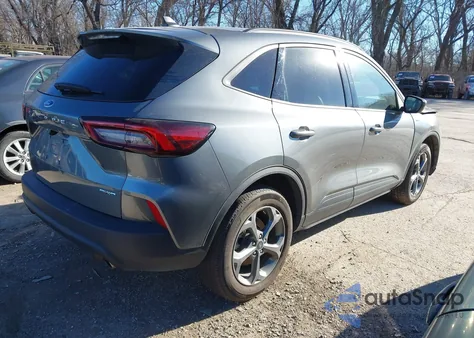 2025 Ford Escape St-Line z USA, uszkodzony, nr VIN 1FMCU9MN8SUA09466